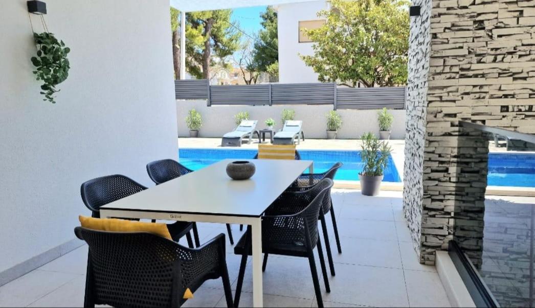 Villa Ema Kastela With Private Heated Pool المظهر الخارجي الصورة