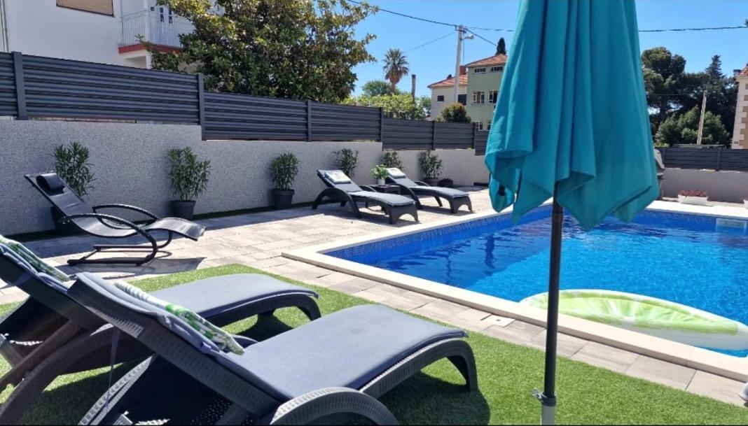 Villa Ema Kastela With Private Heated Pool المظهر الخارجي الصورة