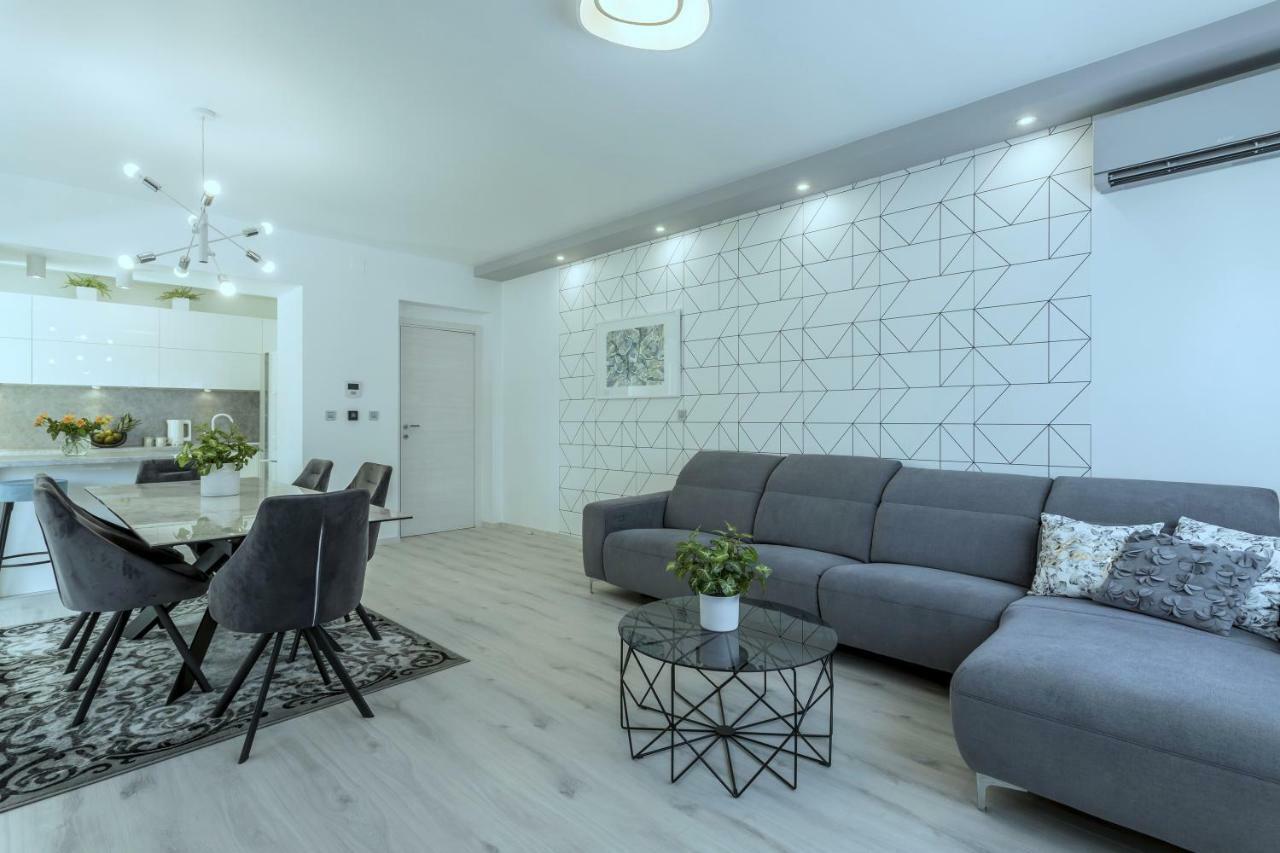 Villa Ema Kastela With Private Heated Pool المظهر الخارجي الصورة